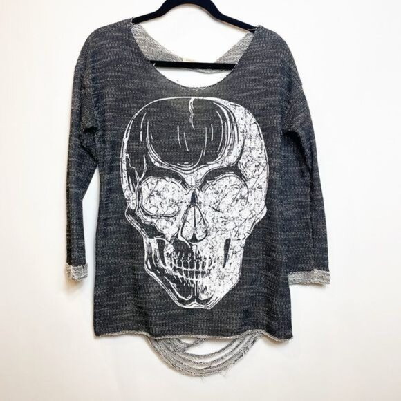 Pink Berry Gray Scoop Neck Sweater Distressed Skull Design Open Back Size Large - Picture 3 of 8